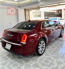 کرایسلەر 300